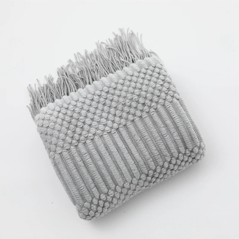 Plaid Tricoté à Glands