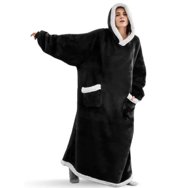 Couverture Pyjama Géante à Capuche et Manches
