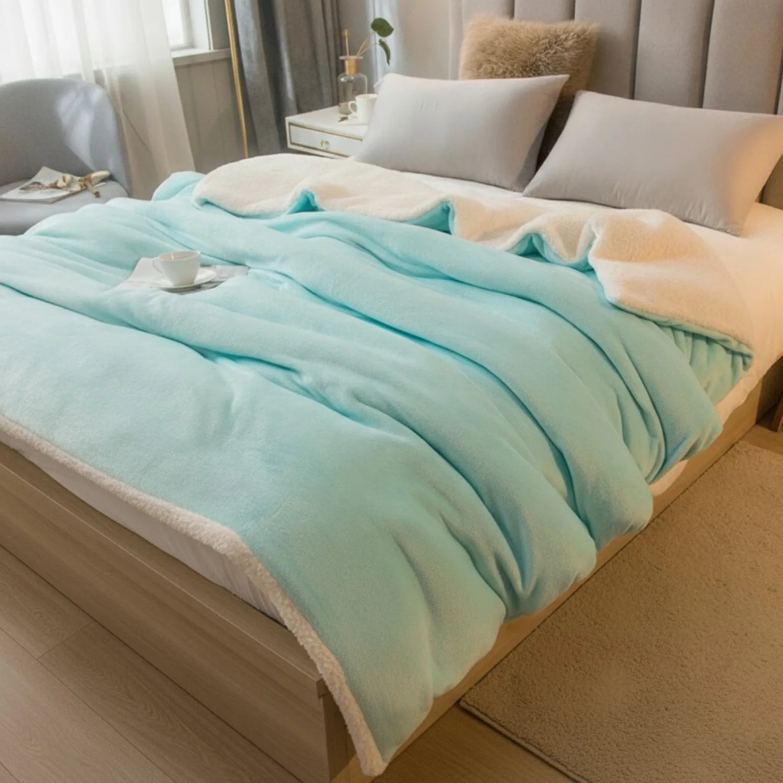 Couverture Laine Double Face Bleu Lac