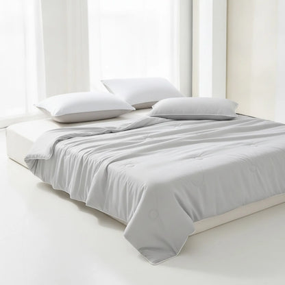 Couette d'été fraîche en soie glacée grise