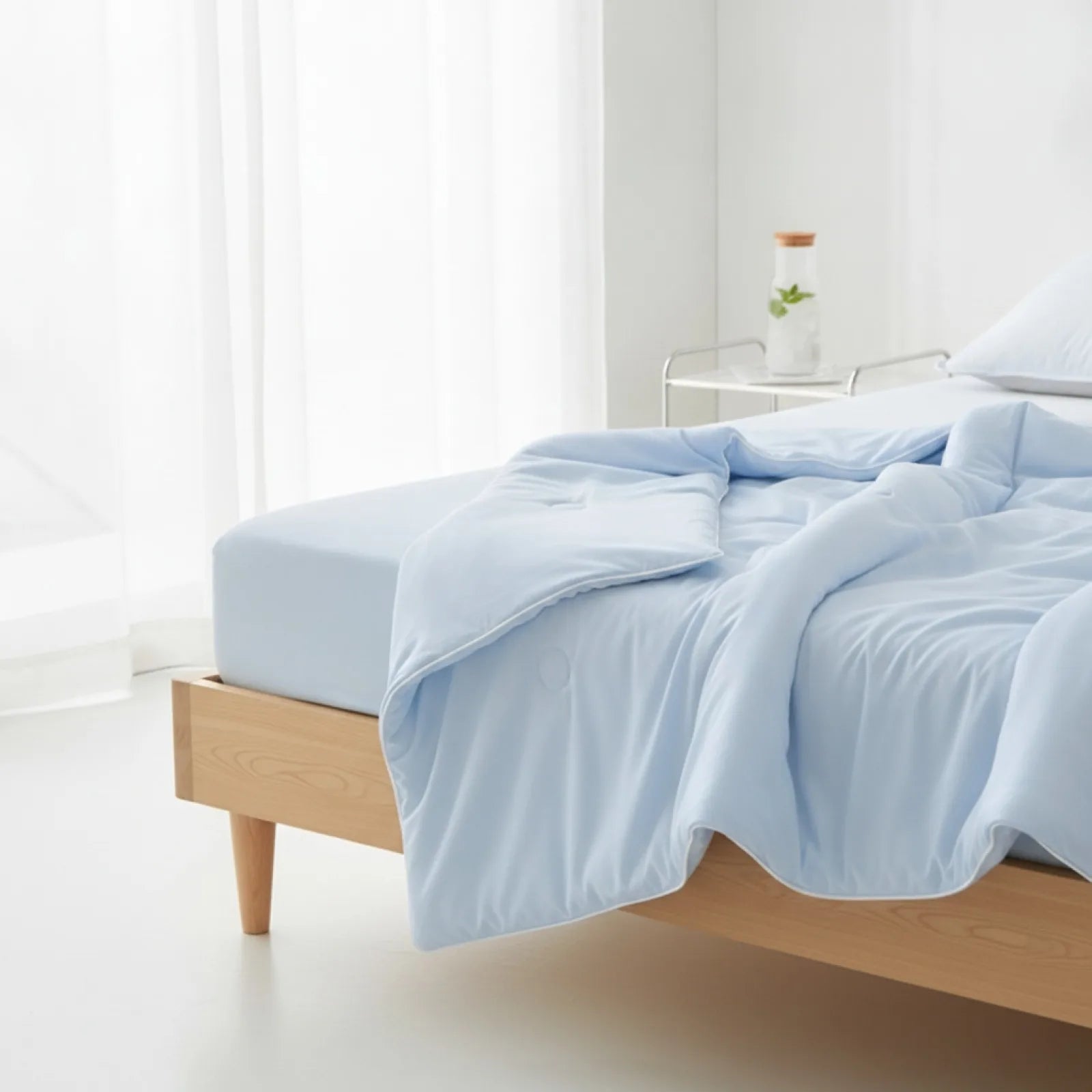 Couette d'été bleu ciel en soie glacée