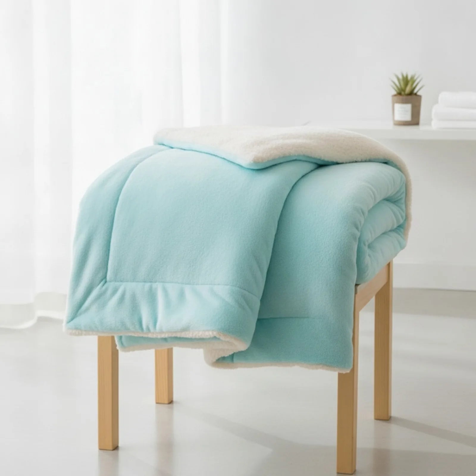 Couverture Laine Double Face Bleu Lac